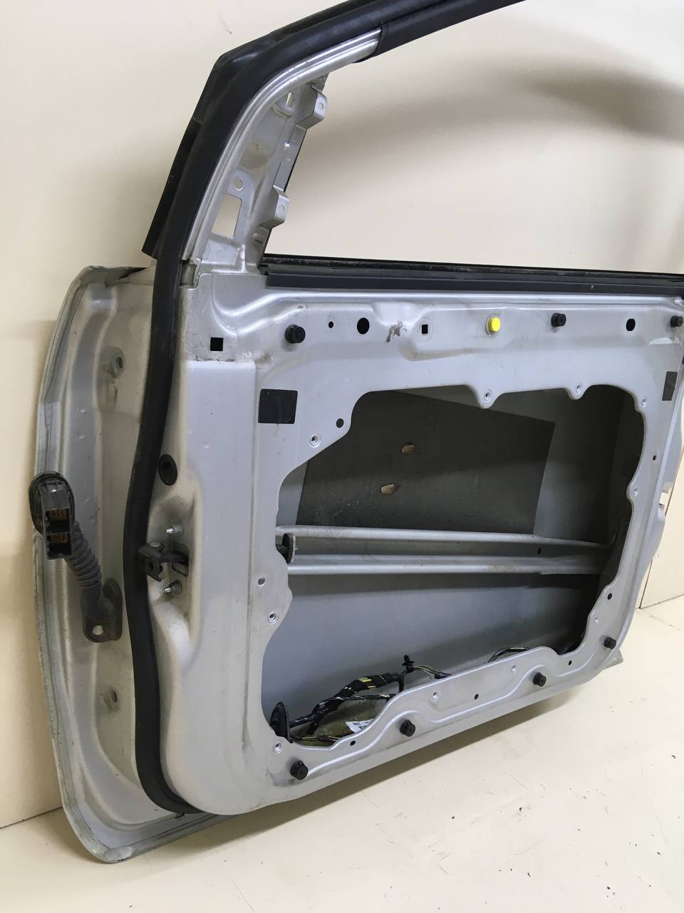 Дверь передняя правая Ford Focus 2 (DB) 2008-2011 Дверь передняя правая Ford Focus 2 (DB) 2008-2011