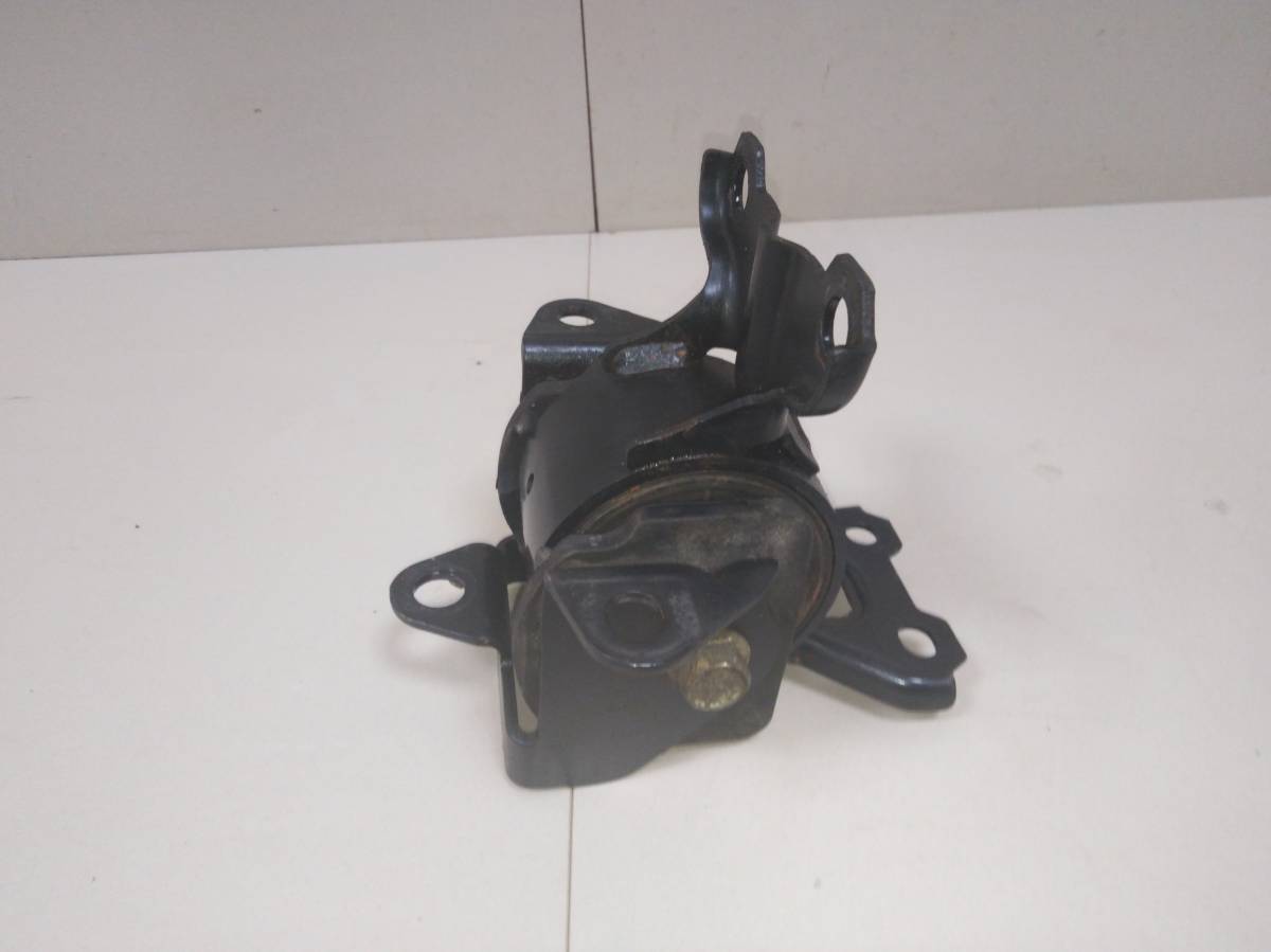 Опора КПП левая Mitsubishi Lancer X (CX, CY)  2007>