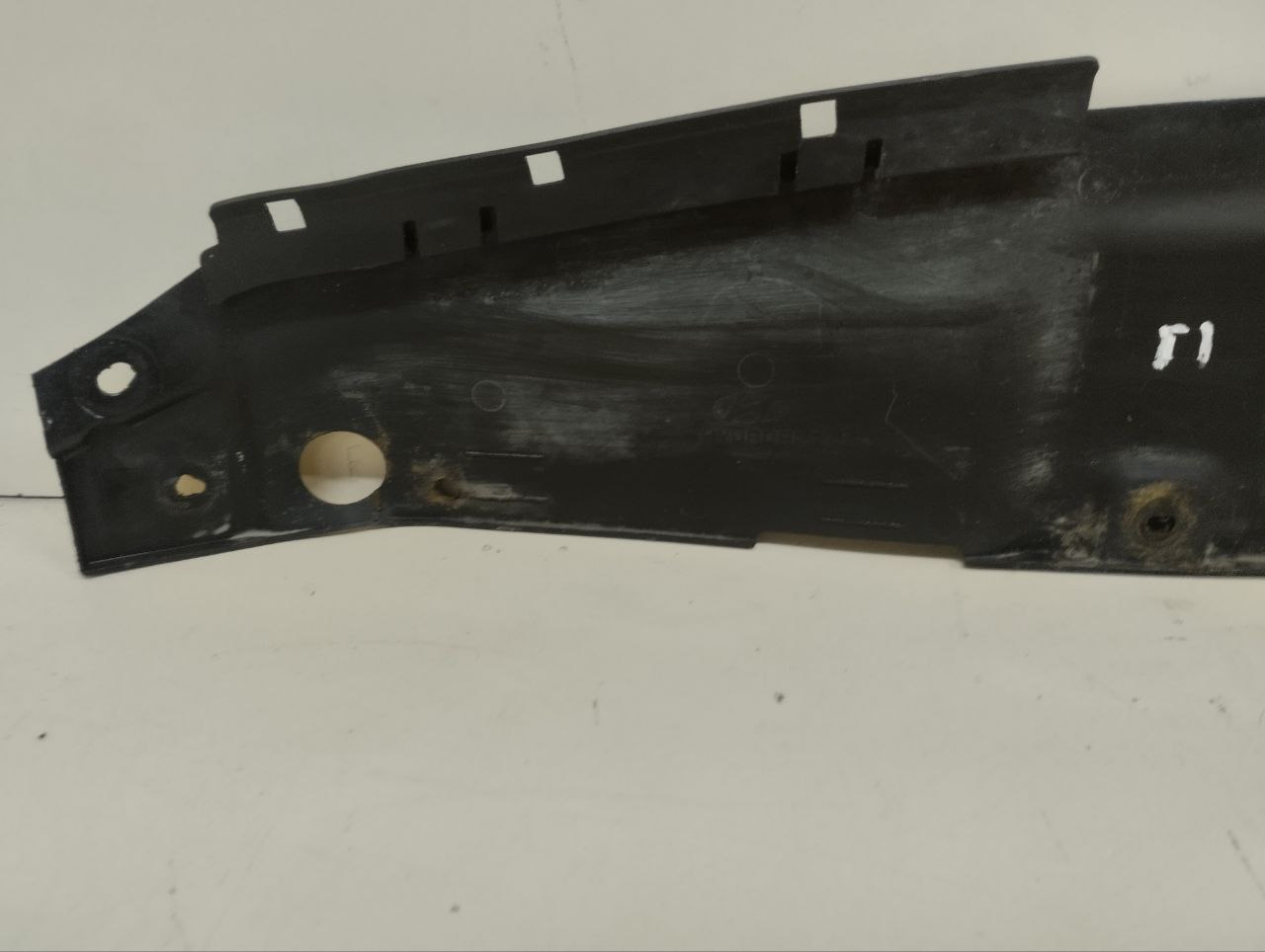 Кожух замка капота Hyundai Solaris (RB) 2010-2017