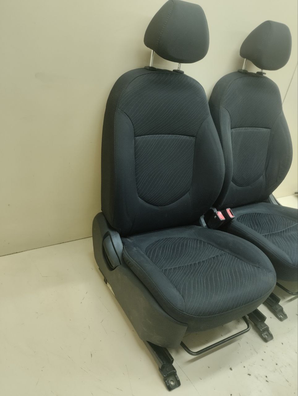 Сиденье (комплект) Hyundai Solaris (RB) 2010-2017 Сиденье (комплект) Hyundai Solaris (RB) 2010-2017