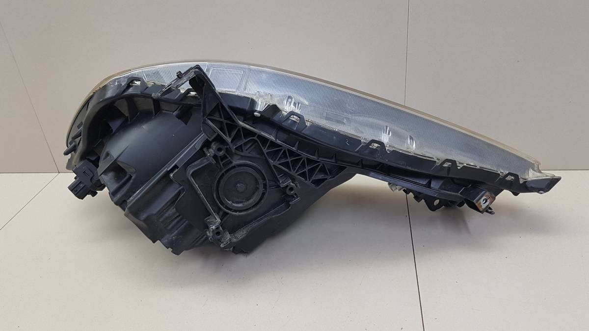 Фара правая Honda Fit (GE) 2008-2012