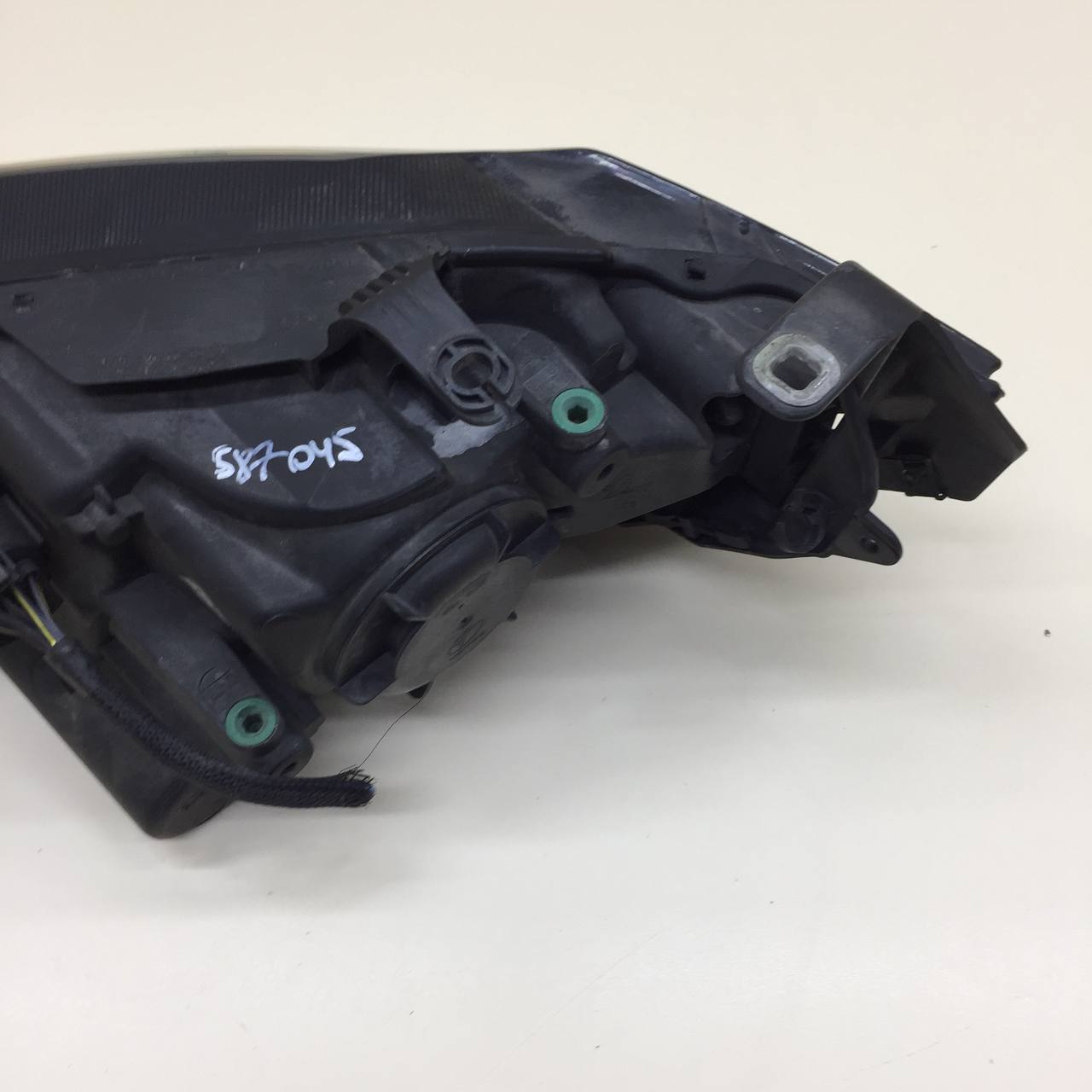 Фара правая Jaguar XF 2007-2015