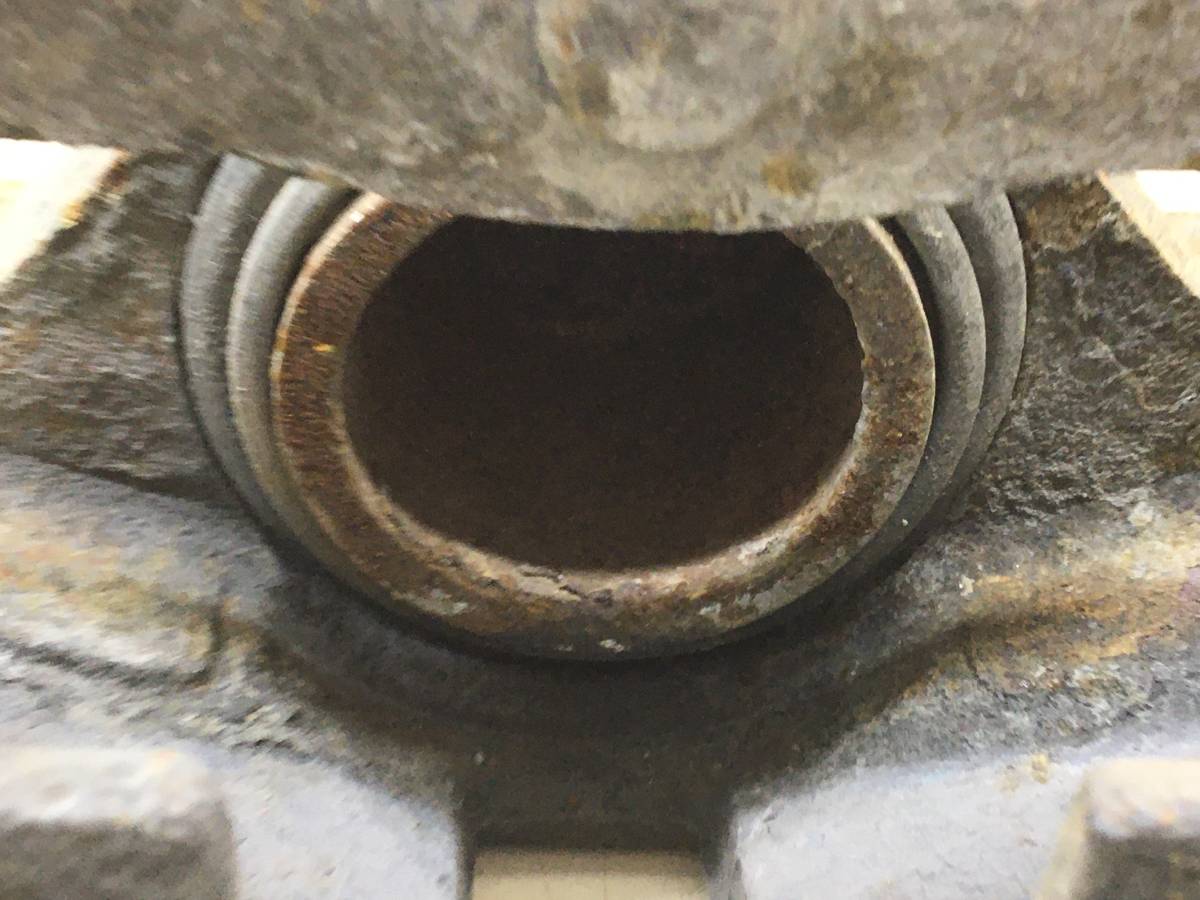 Суппорт передний правый Kia Spectra (SD) 2004-2011