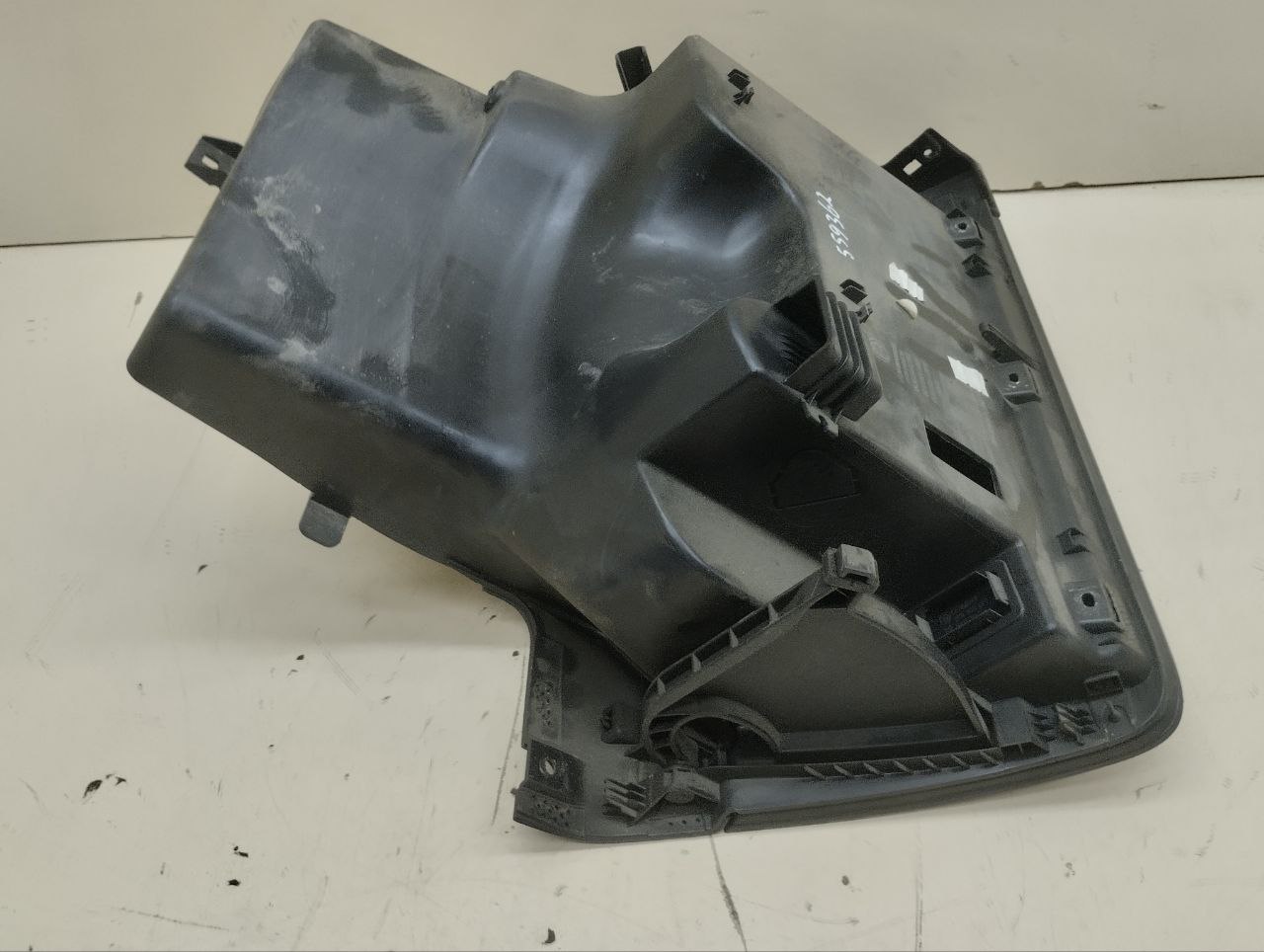 Бардачок Skoda Rapid 2012-2020