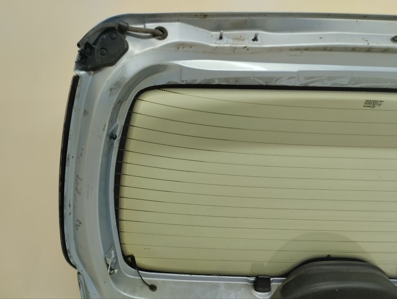 Дверь багажника со стеклом Peugeot 206 1998-2012