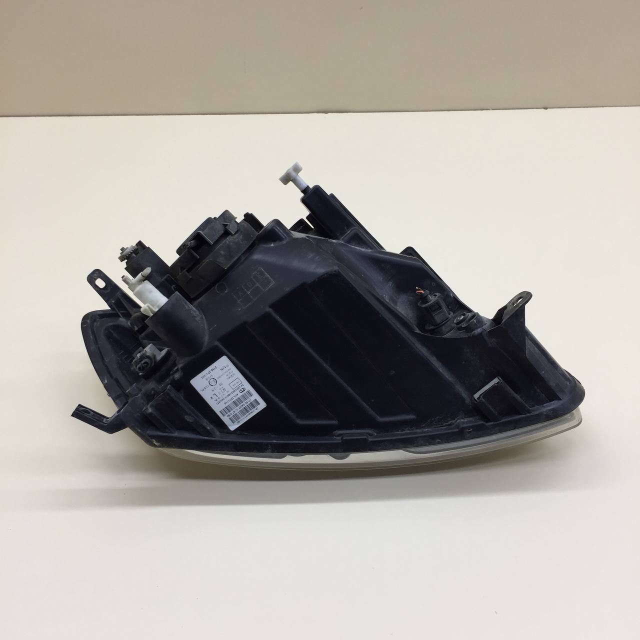 Фара левая Lada Granta 2011>