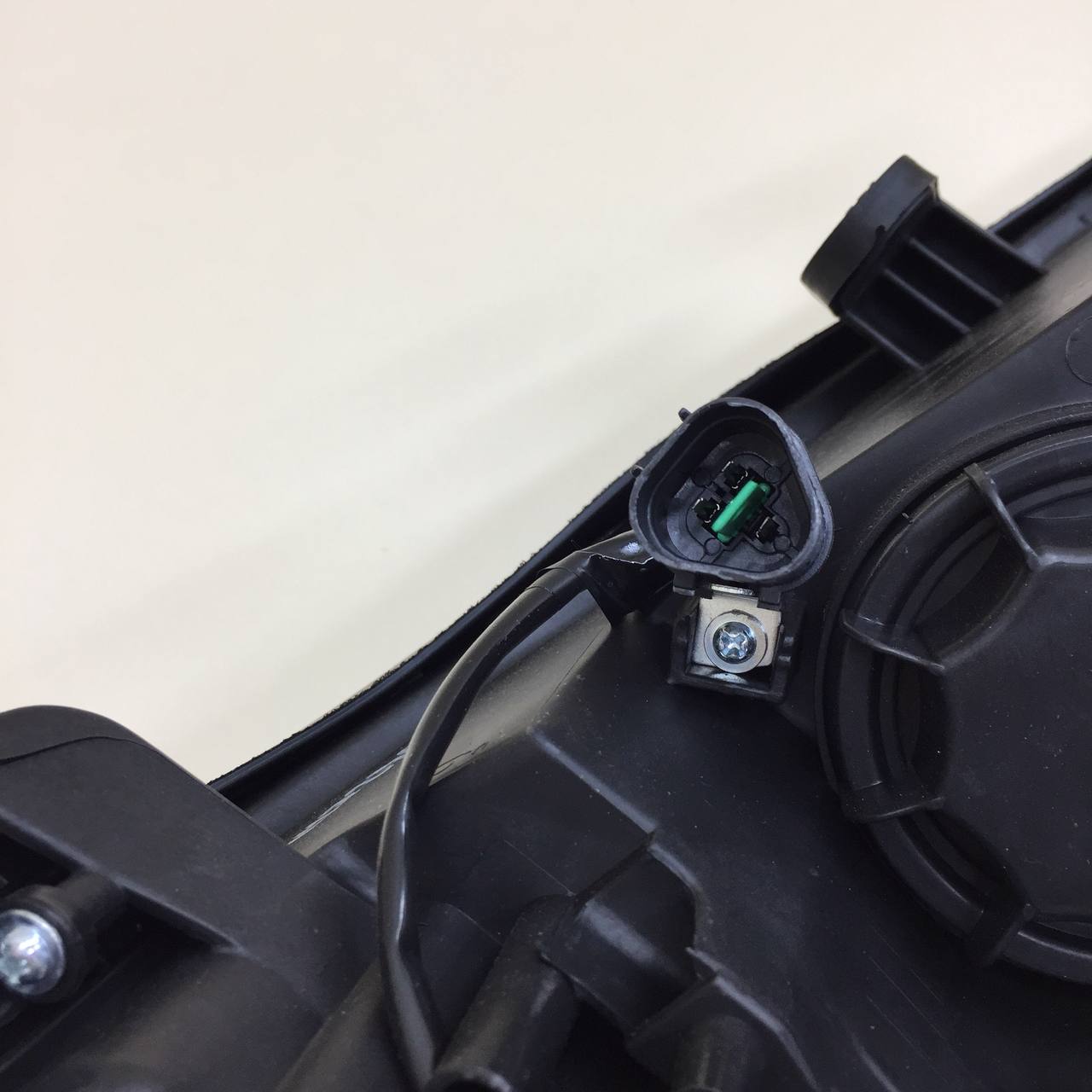 Фара левая Hyundai Elantra (AD) 2015>