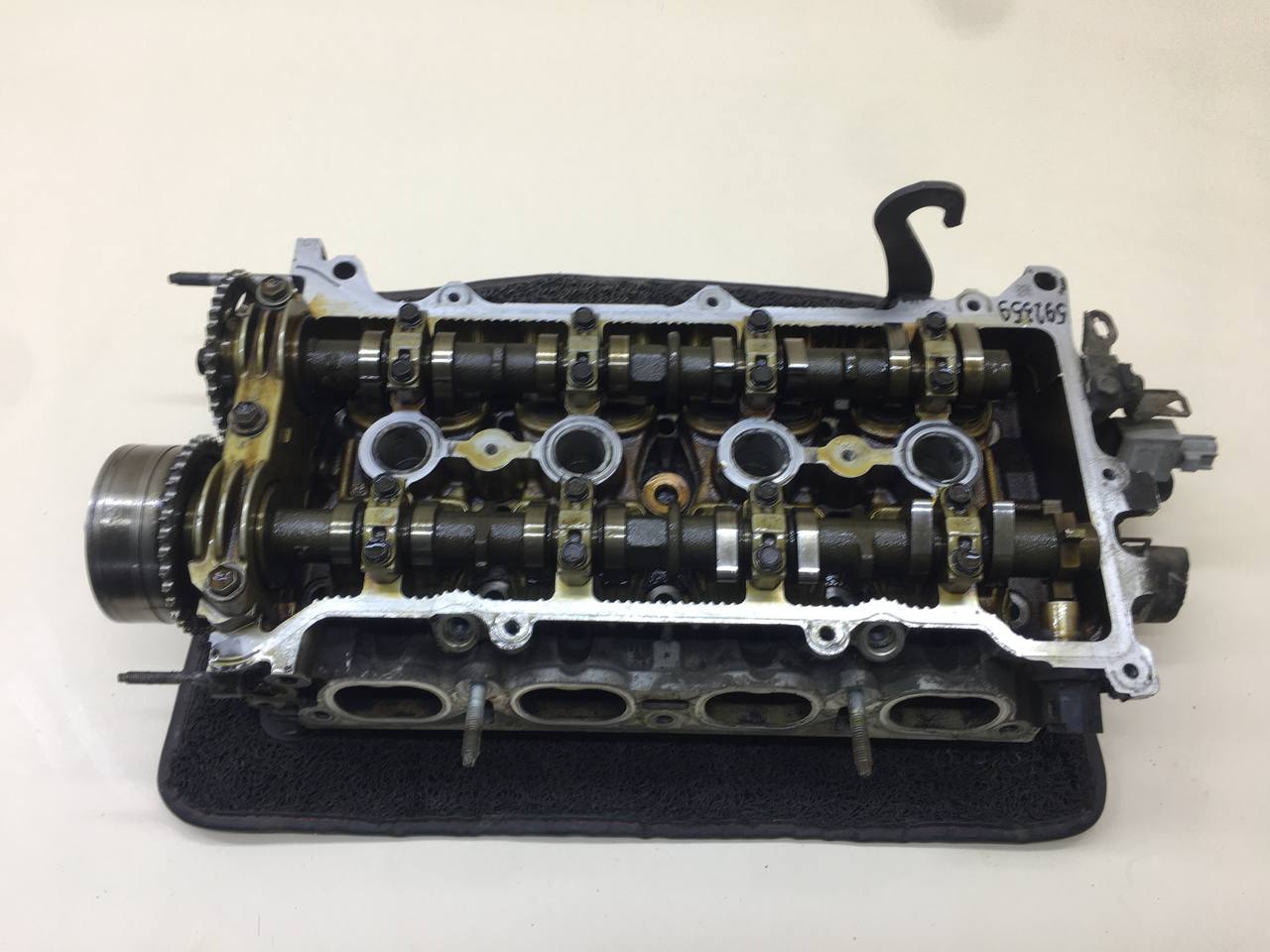 Головка блока цилиндров Toyota Corolla E120 2001-2007 Головка блока цилиндров Toyota Corolla E120 2001-2007