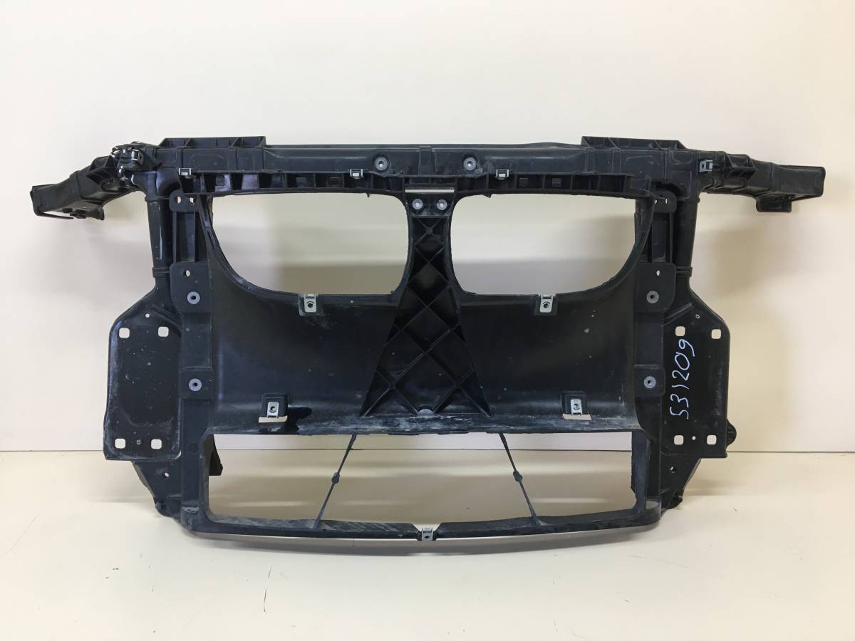 Панель передняя BMW 1-series E87/E81 2004-2011