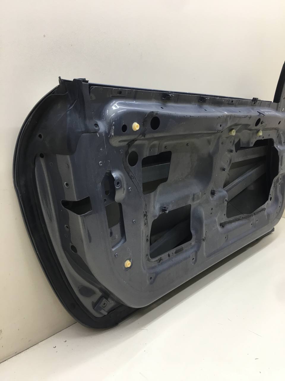 Дверь передняя левая BMW 6-Series E63 2003-2010 Дверь передняя левая BMW 6-Series E63 2003-2010