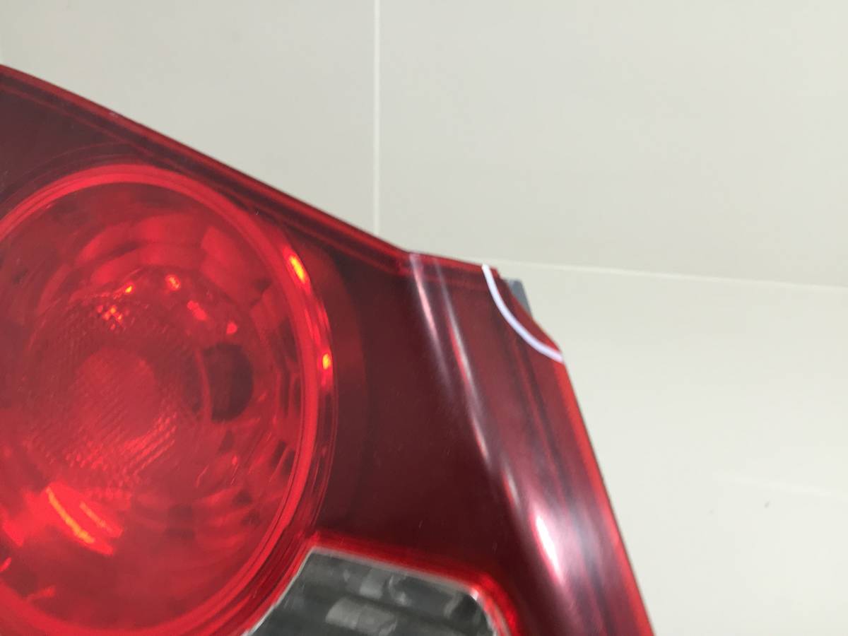 Фонарь задний внутренний левый Honda Civic 4D 2006-2012