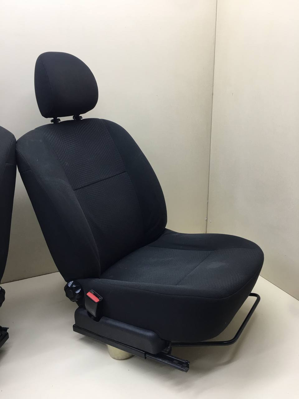 Сиденье (комплект) Nissan Almera 3 (G11, G15) 2012> Сиденье (комплект) Nissan Almera 3 (G11, G15) 2012>