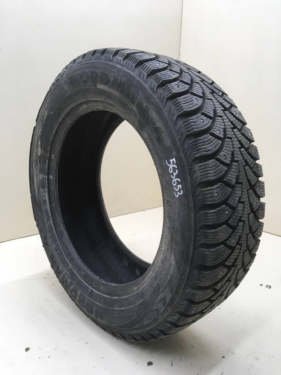 Шины R15 Зимние шипованные Nordman 4