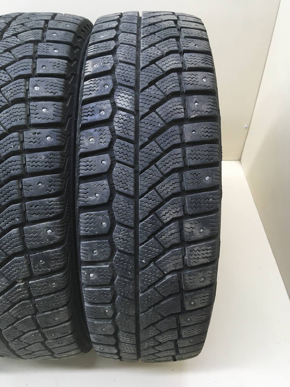 Шины R15 Зимние шипованные Viatti Brina Nordico Шины R15 Зимние шипованные Viatti Brina Nordico