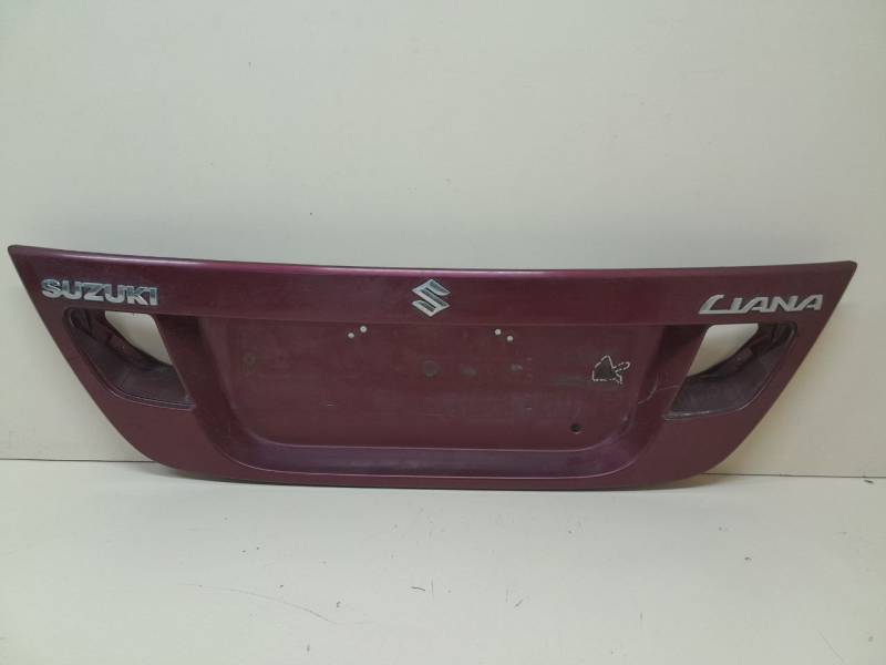 Накладка двери багажника Suzuki Liana 2001-2007