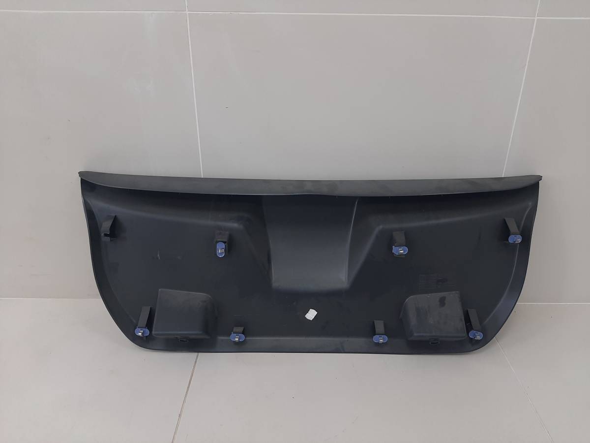 Обшивка двери багажника Opel Corsa (D) 2006-2015