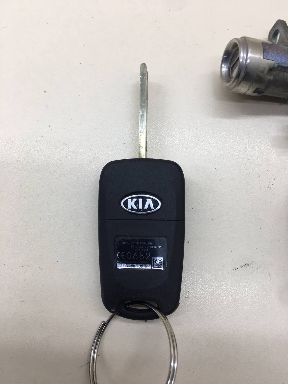 Замок зажигания Kia Rio 3 (QB) 2011-2017 Замок зажигания Kia Rio 3 (QB) 2011-2017