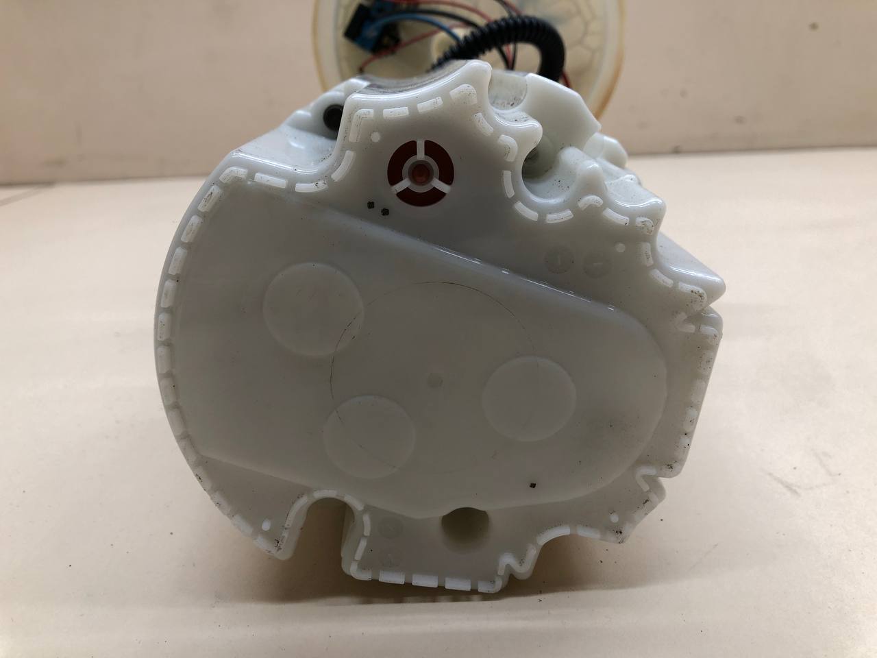 Насос топливный электрический Chevrolet Cruze (J300) 2009-2016