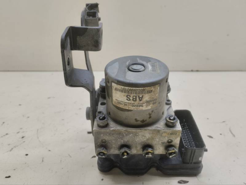 Блок ABS (насос) Hyundai Solaris (RB) 2010-2017