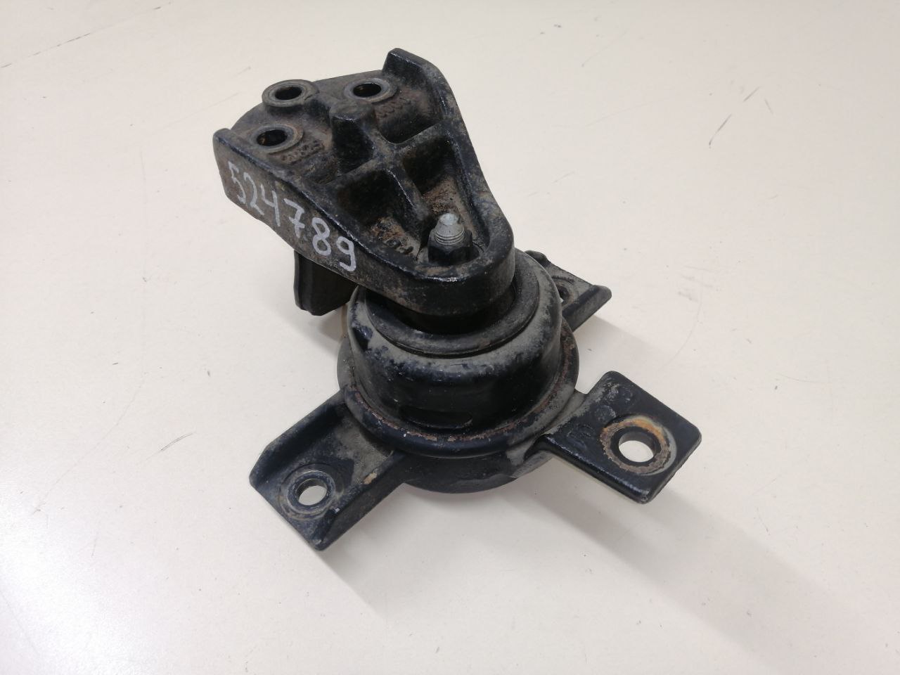 Опора двигателя правая Hyundai ix55 2007-2013
