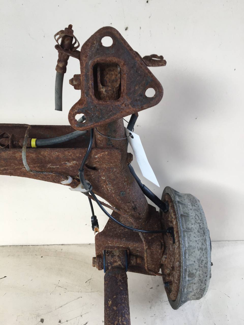 Балка задняя Lada Granta 2011>