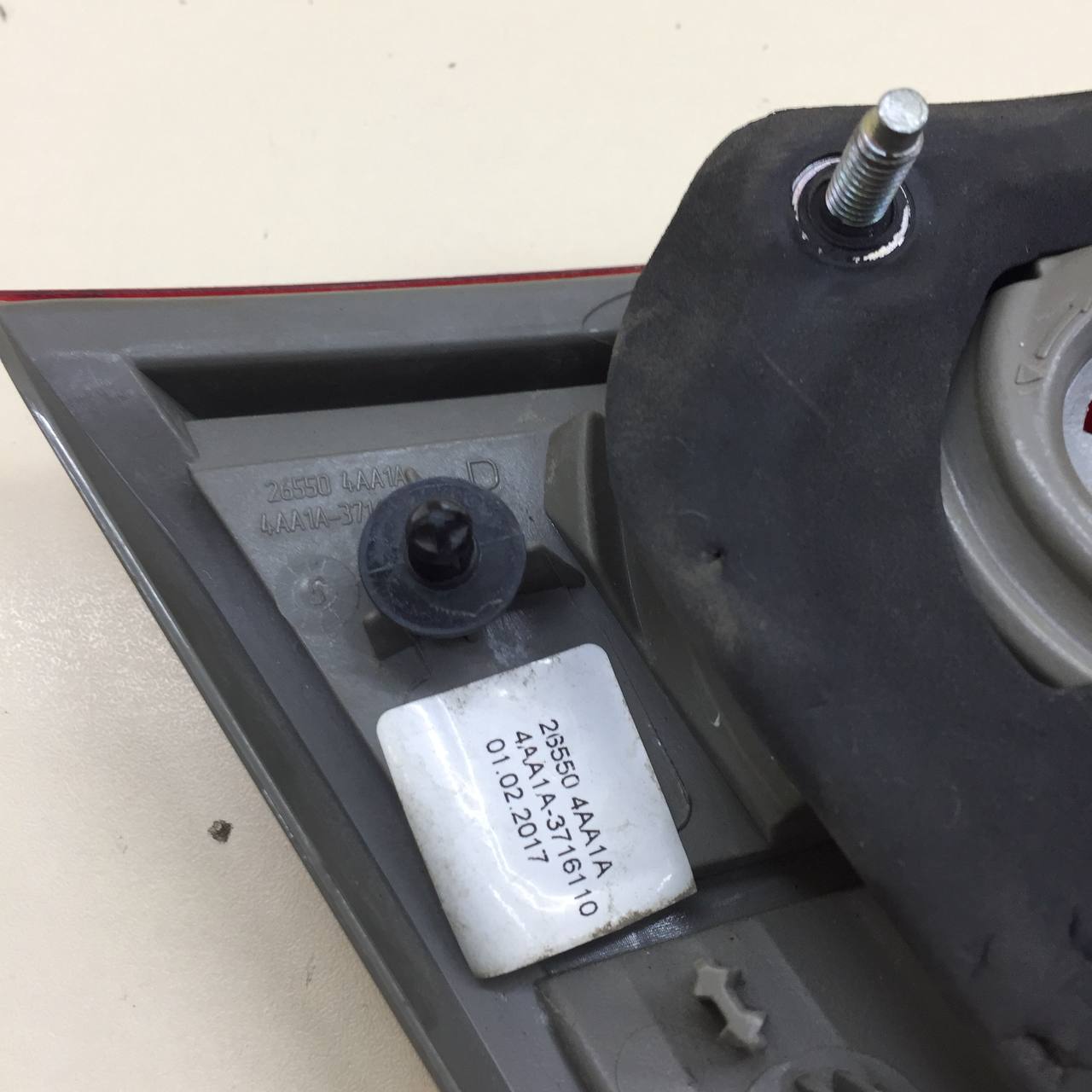 Фонарь задний внутренний правый Nissan Almera 3 (G11, G15) 2012>