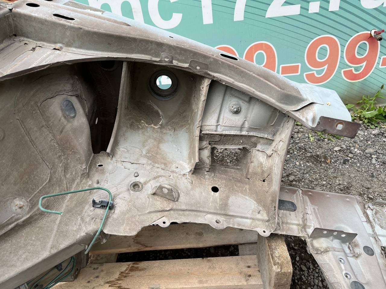 Четверть передняя правая Renault Duster (HSA, HSM) 2012>