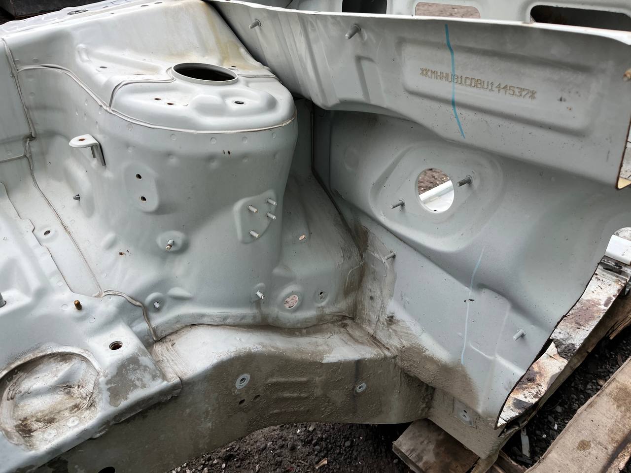 Четверть передняя правая Hyundai ix55 2007-2013