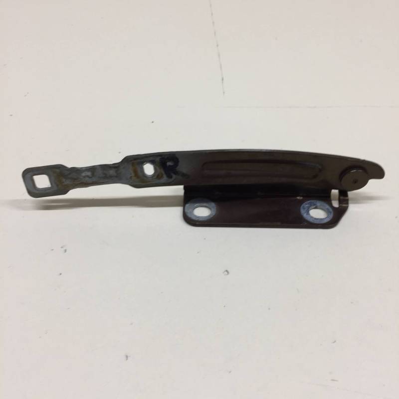 Петля капота правая Renault Duster (HSA, HSM) 2012> Петля капота правая Renault Duster (HSA, HSM) 2012>