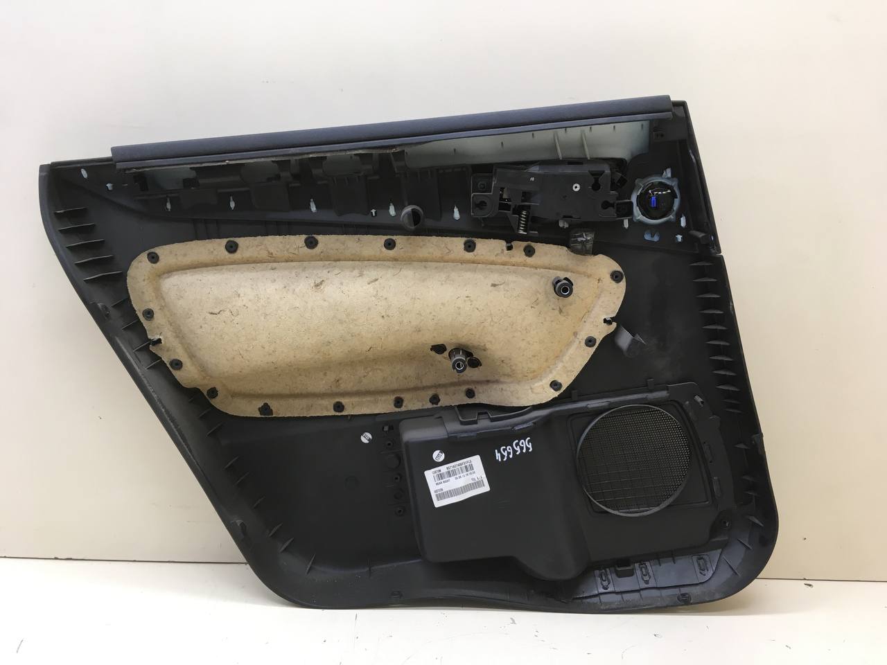 Обшивка двери задней правой Ford Mondeo 4 2007-2015 Обшивка двери задней правой Ford Mondeo 4 2007-2015