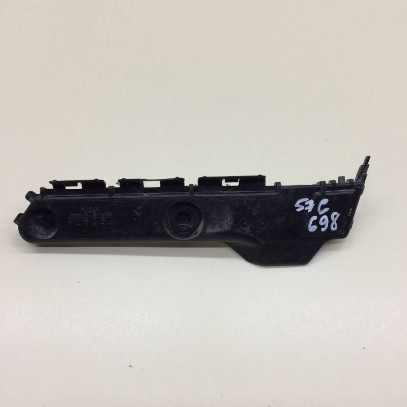 Кронштейн заднего бампера правый Toyota Yaris (P90) 2005-2011 Кронштейн заднего бампера правый Toyota Yaris (P90) 2005-2011