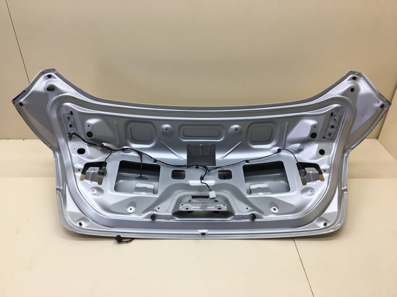 Крышка багажника Ford Focus 3 2011>