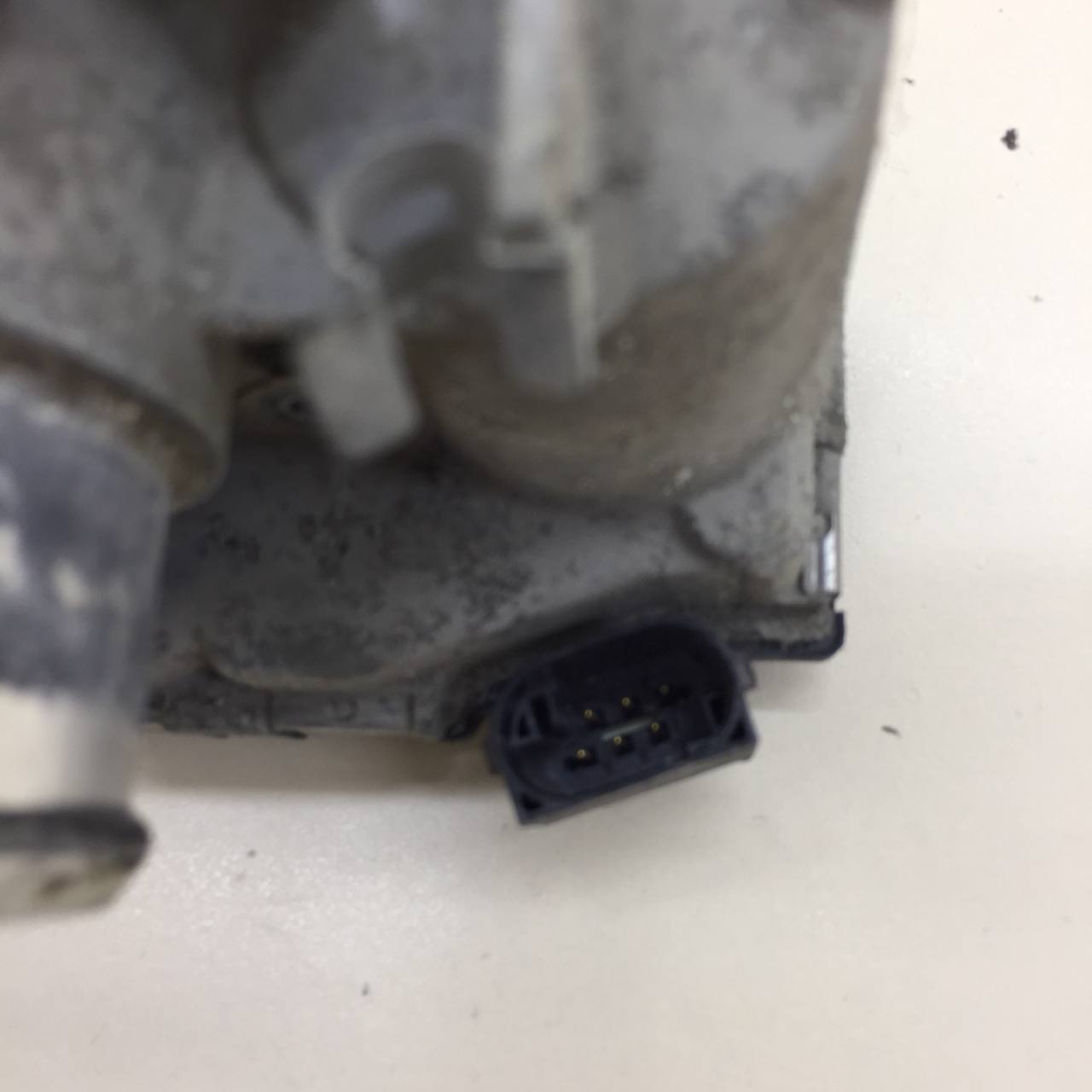 Заслонка дроссельная электрическая Kia Ceed (ED) 2007-2012