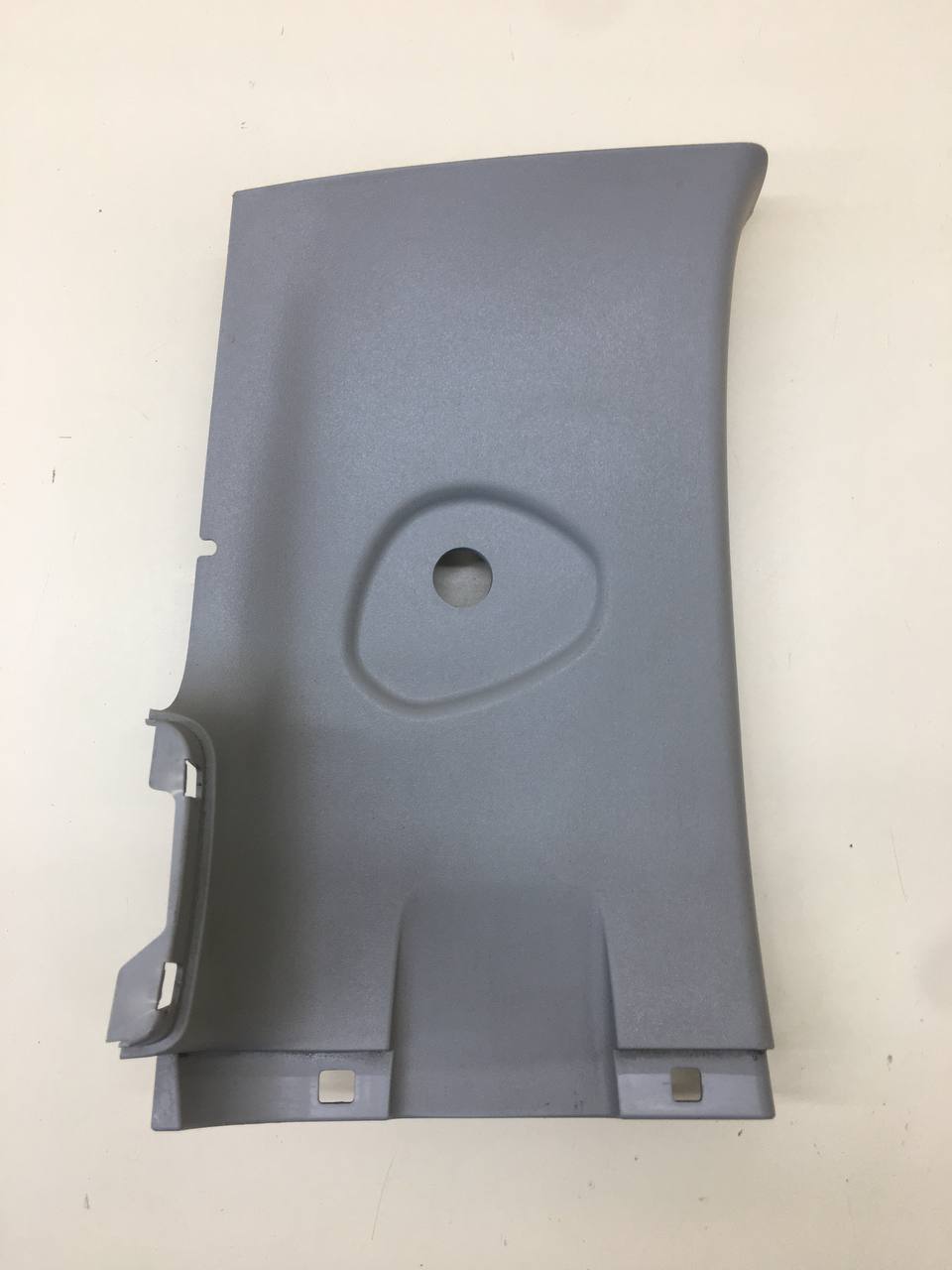 Обшивка стойки Toyota Hilux (AN10,AN20,AN30) 2011-2015 Обшивка стойки Toyota Hilux (AN10,AN20,AN30) 2011-2015
