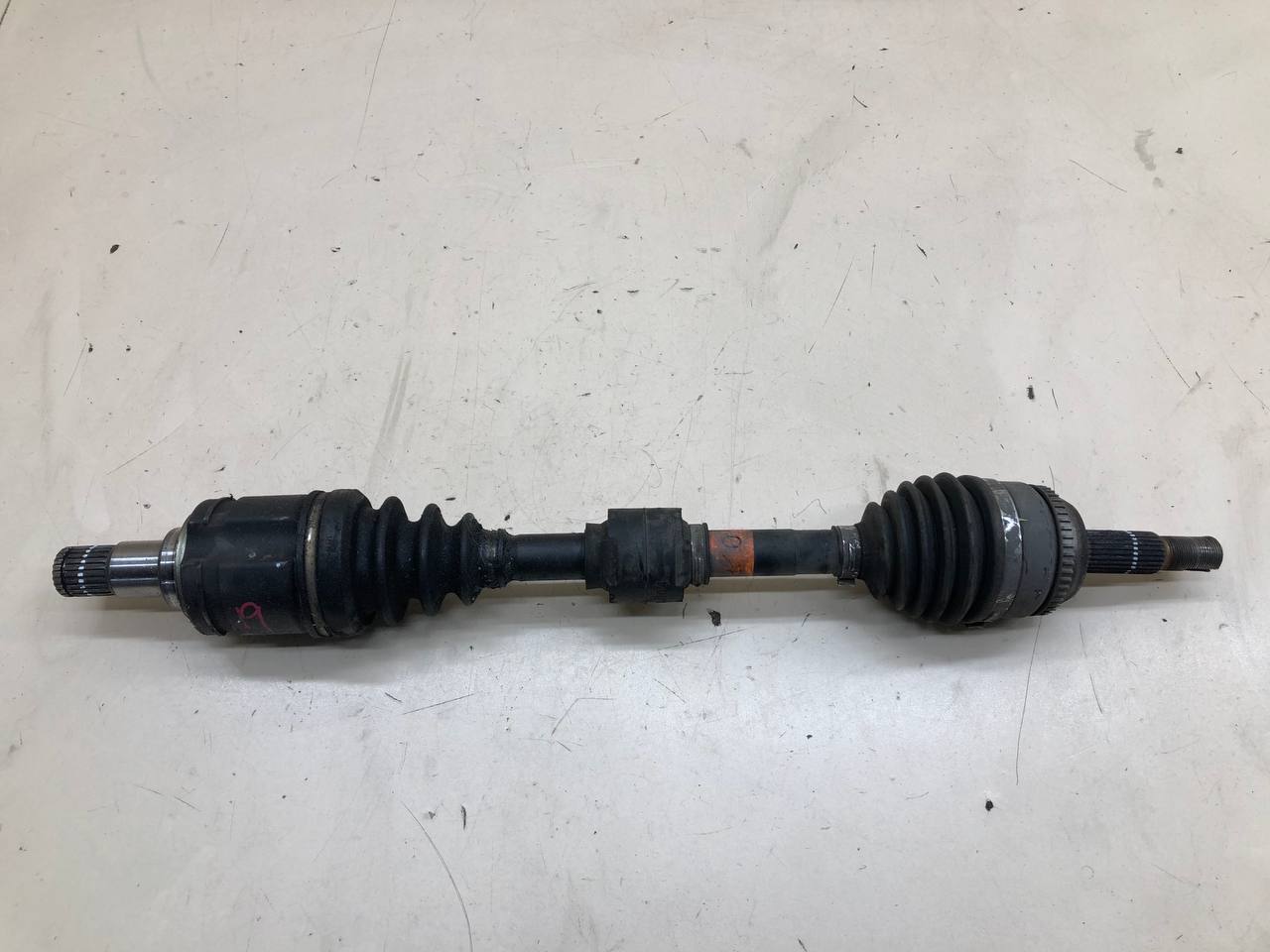 Полуось передняя левая Toyota Camry (V50) 2011-2017 Полуось передняя левая Toyota Camry (V50) 2011-2017