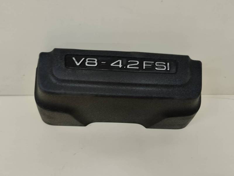 Крышка двигателя декоративная Audi Q7 (4L) 2005-2015 Крышка двигателя декоративная Audi Q7 (4L) 2005-2015