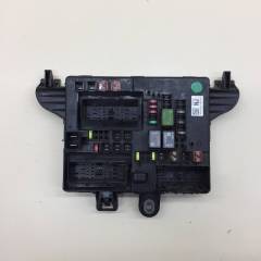 Блок предохранителей Opel Insignia 2008-2017