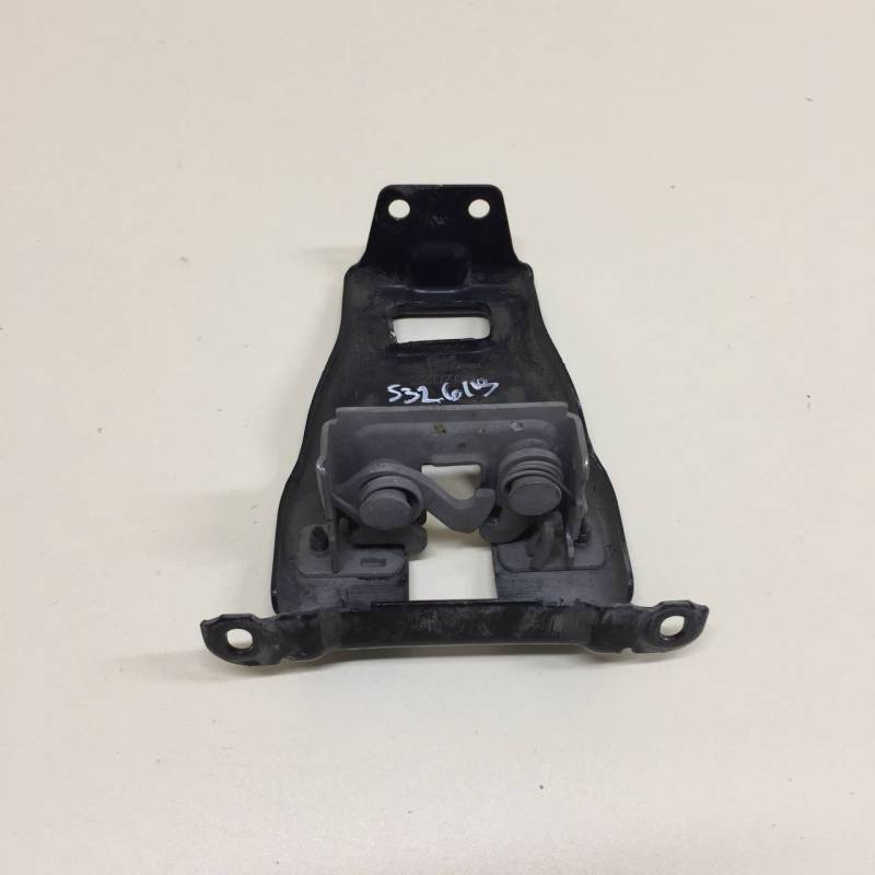 Замок капота BMW 1-series E87/E81 2004-2011