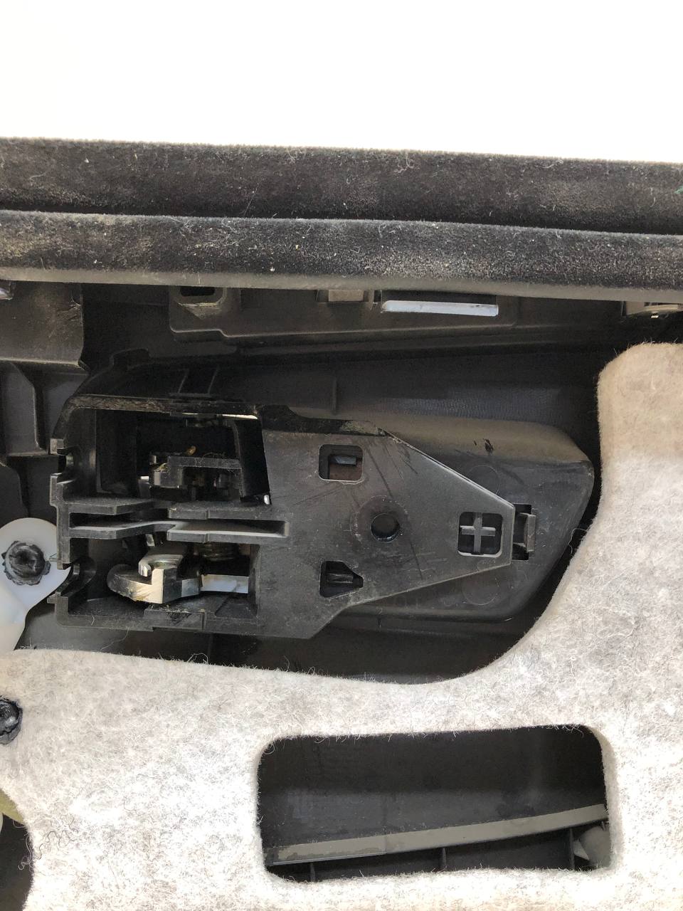 Обшивка двери передней правой Toyota Rav 4 (XA40) 2013-2019