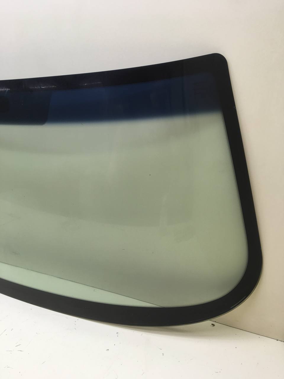 Стекло лобовое (ветровое) Chevrolet Niva 2009-2020 Стекло лобовое (ветровое) Chevrolet Niva 2009-2020