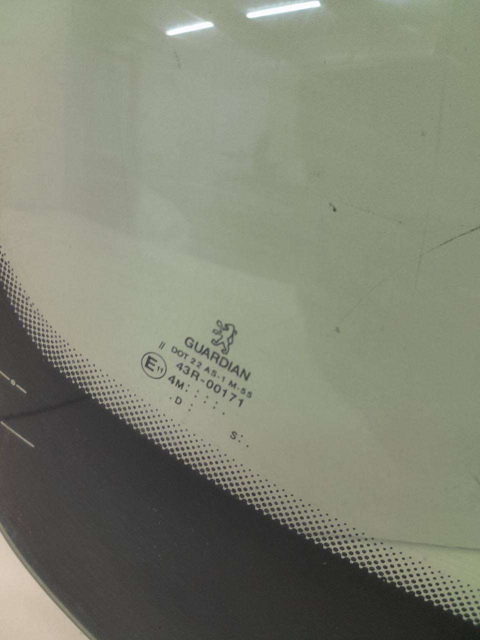 Стекло лобовое (ветровое) Peugeot 206 1998-2012