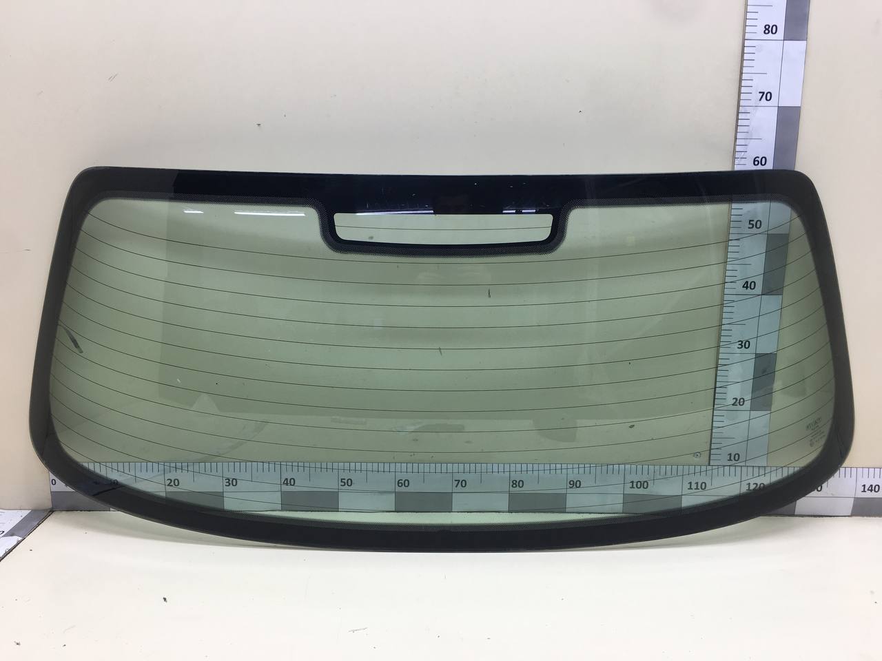 Стекло заднее Fiat Albea 2002-2012