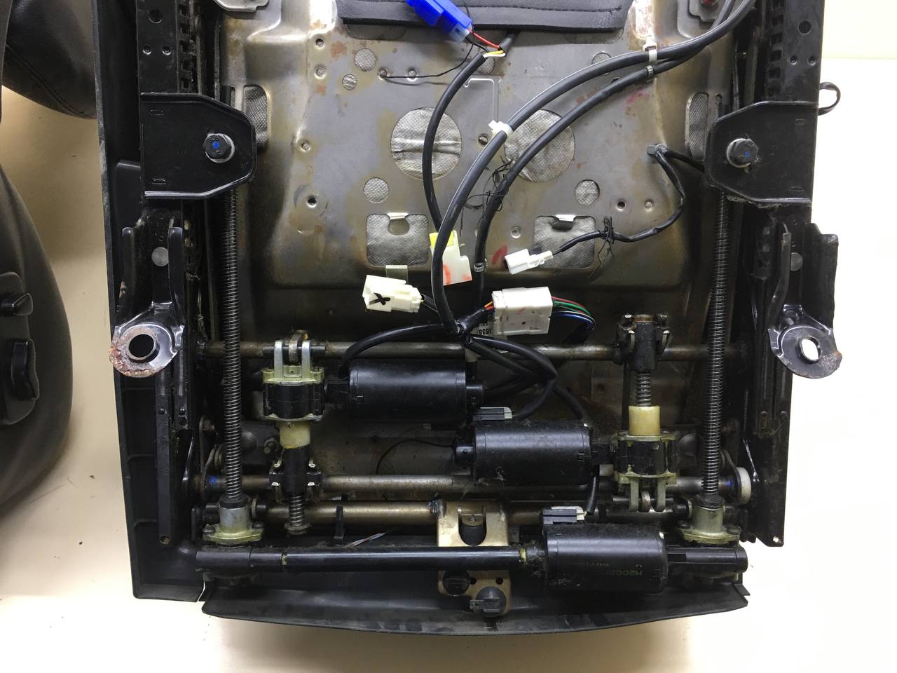 Сиденье (комплект) Nissan Primera (P12) 2002-2007 Сиденье (комплект) Nissan Primera (P12) 2002-2007