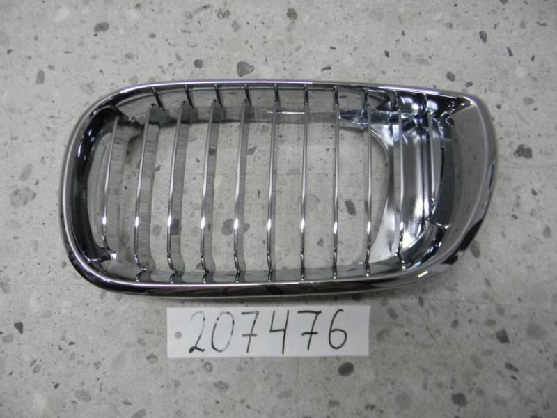Решетка радиатора левая BMW 3-series E46 1998-2005