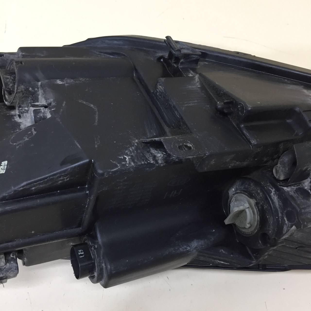 Фара правая Kia Picanto (TA) 2011-2017