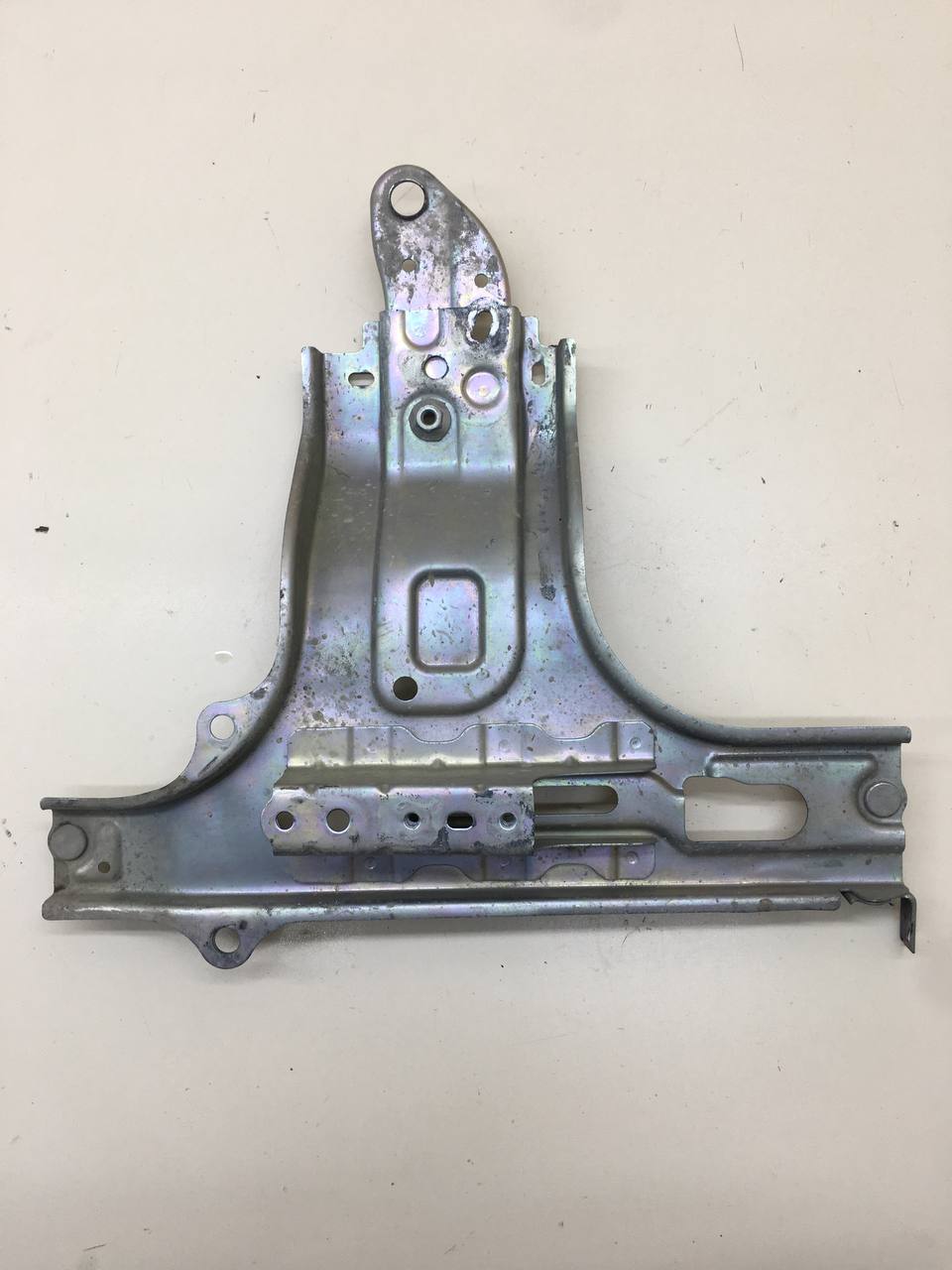 Кронштейн Toyota Rav 4 (XA40) 2013-2019 Кронштейн Toyota Rav 4 (XA40) 2013-2019