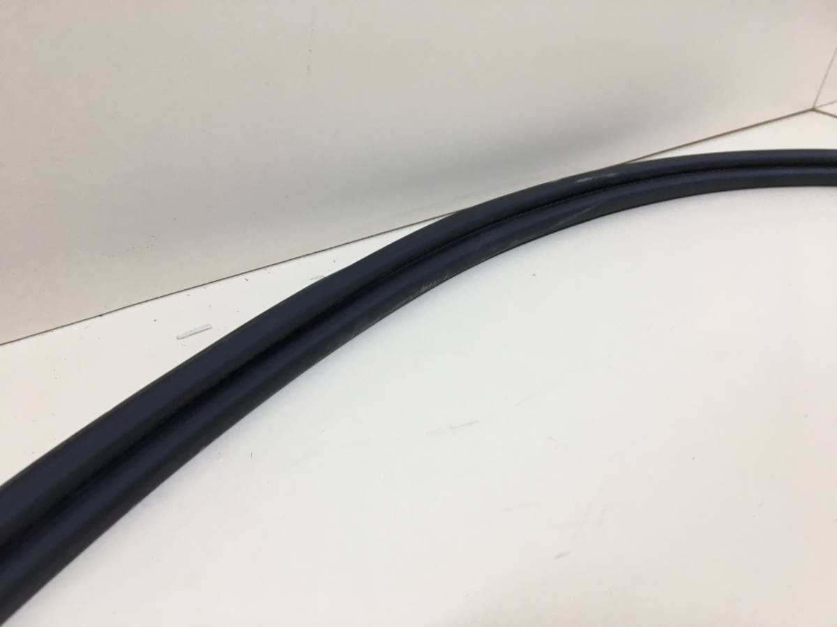 Уплотнитель багажника BMW 1-series E87/E81 2004-2011