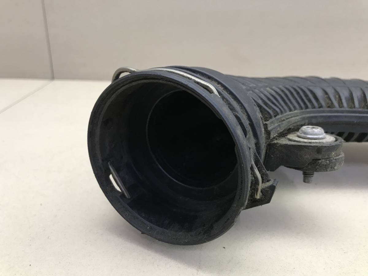 Патрубок интеркулера Volkswagen Passat B6 2005-2010