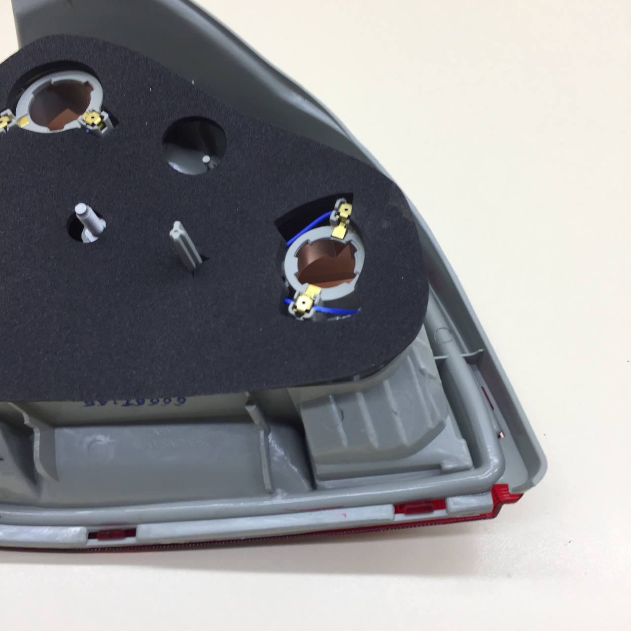 Фонарь задний правый Toyota Vitz (P10) 1999-2005