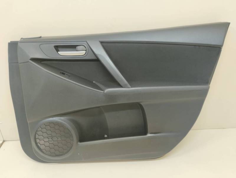 Обшивка двери передней правой Mazda Mazda 3 (BL) 2009-2013